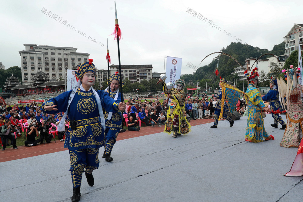 传统 侗戏 非物质 文化 展演 组建 戏班 助推 传承 发展
