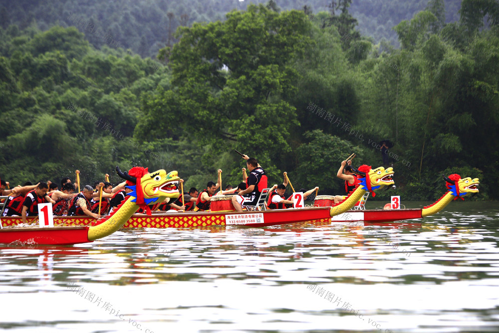 苏仙区  飞天山  翠江 
 龙舟赛   黄建华
