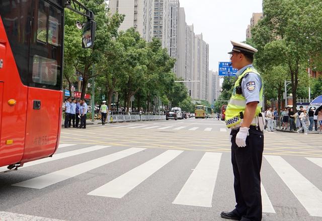 直击高考第一场