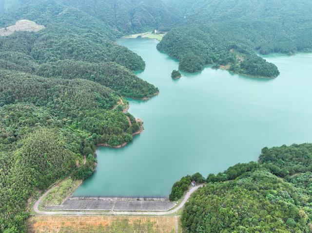 水清岸绿
道县
河长制