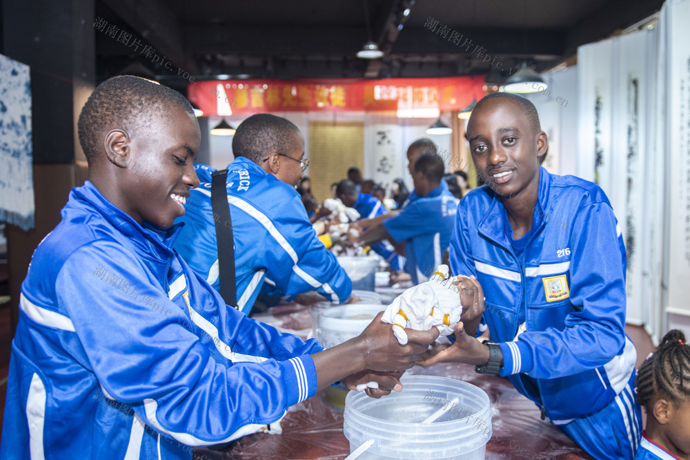 湖南娄底 中非文化 中非青少年 文化交流