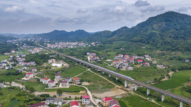湖南娄底 乡村 田园 人居环境 生态环境