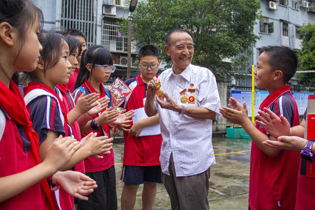 关心下一代工作  爱国主义教育