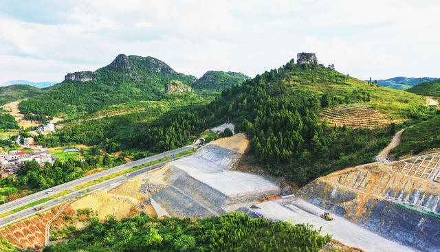公路  高速  桂新高速  建设