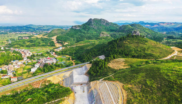 公路  高速  桂新高速  建设