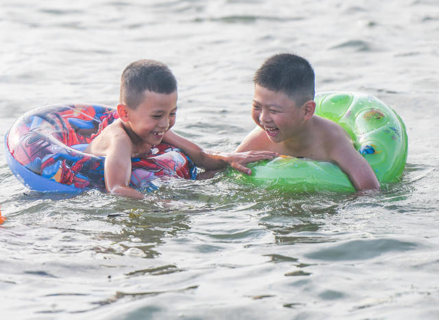 生态
道县
夏日戏水
