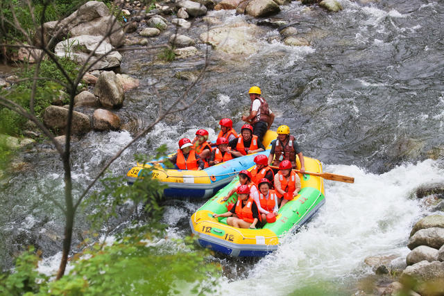 漂流  生态  旅游  乐享  清凉