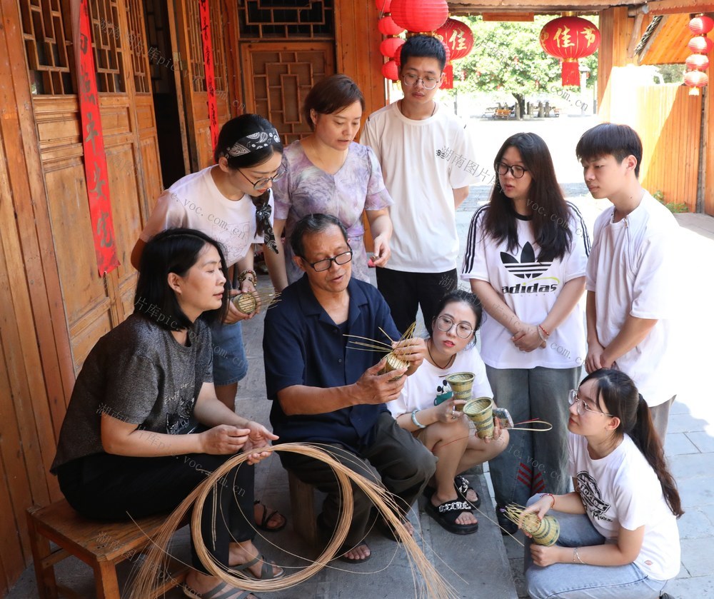   研究生暑期研学助力乡村振兴
