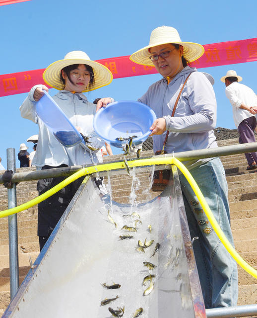嘉禾：实施增殖放流 改善水域环境