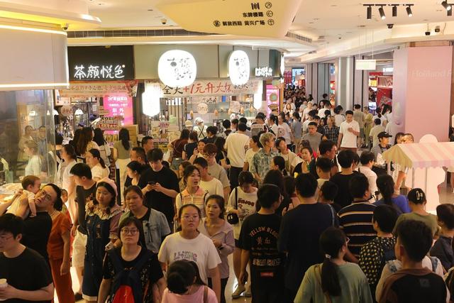 长沙 国金街 夜市经济  文旅融合  烟火长沙  旅游  网红城市长沙