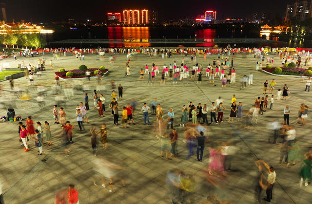 夜色 休闲 文旅 夜市 