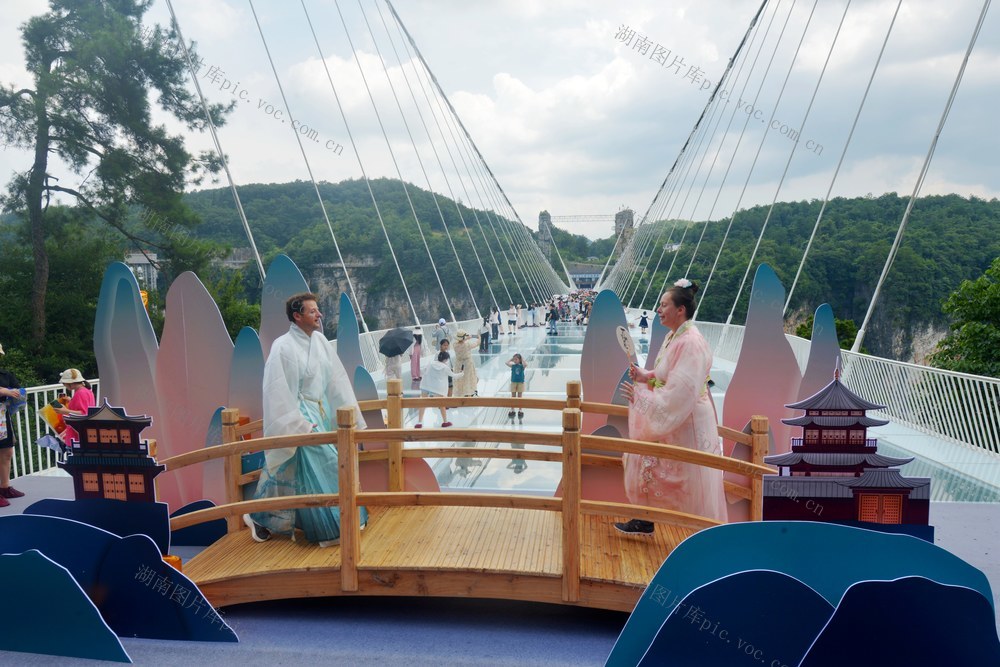 英国游客 张家界 变装 