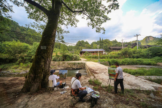 湖南，龙山，追寻，红色记“艺”，创作，文艺，采风，红色主题