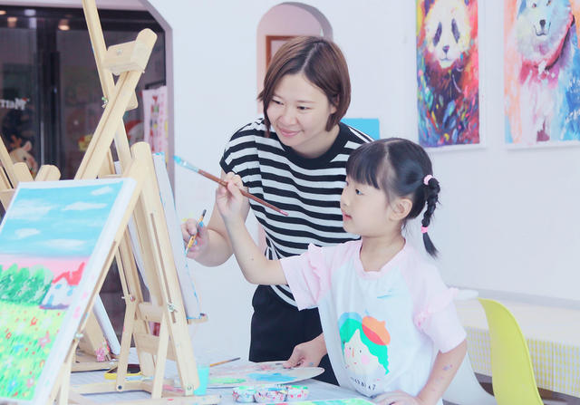小朋友　美术　暑假　书法　快乐　培训