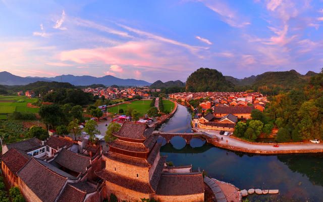 晚霞、古村‘、美景