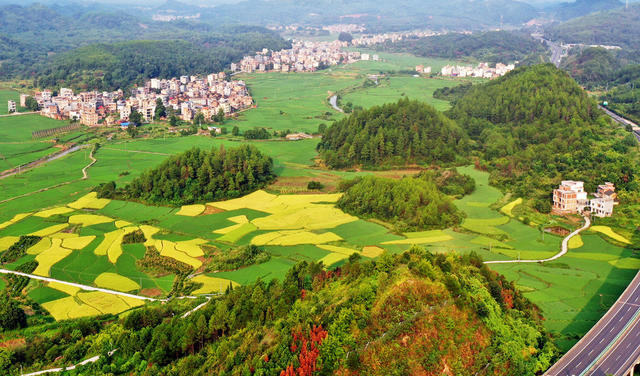 蓝山：多彩田园乡村美
