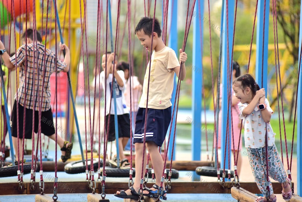 环境保护   环境治理  公园   
休闲