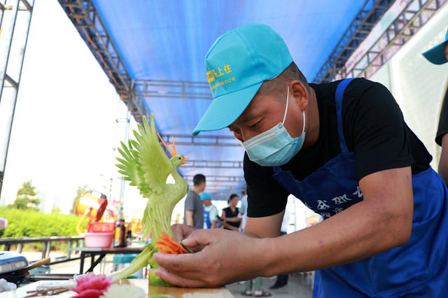民间  厨师  厨艺  比拼  美食 名菜