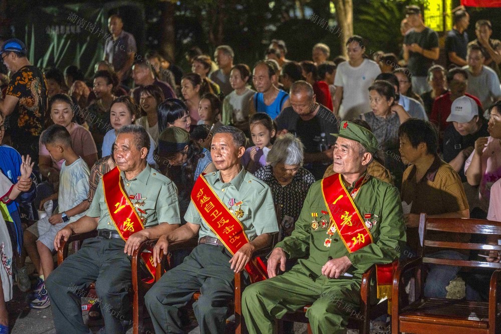 民族精神  文化  传承  娱乐  教育  革命   历史  爱国  英雄
