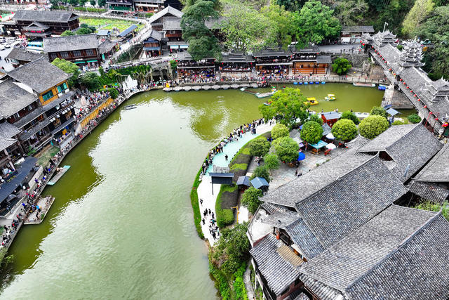 国庆 假期 景区 游客 旅游  传统村落 