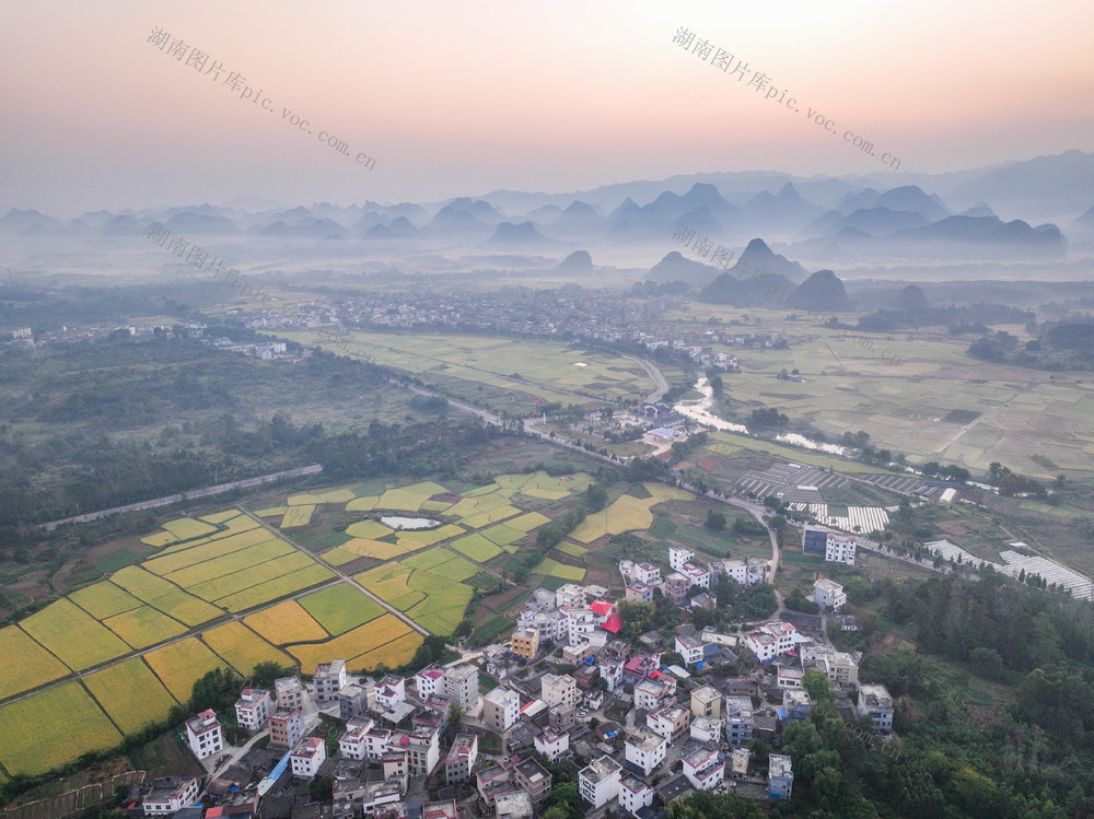 宁远
金秋
田园
