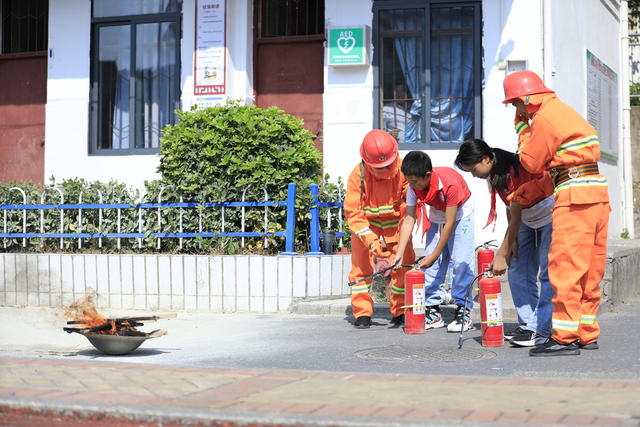 以练促防 防患未然 消防 演练 国际减灾日