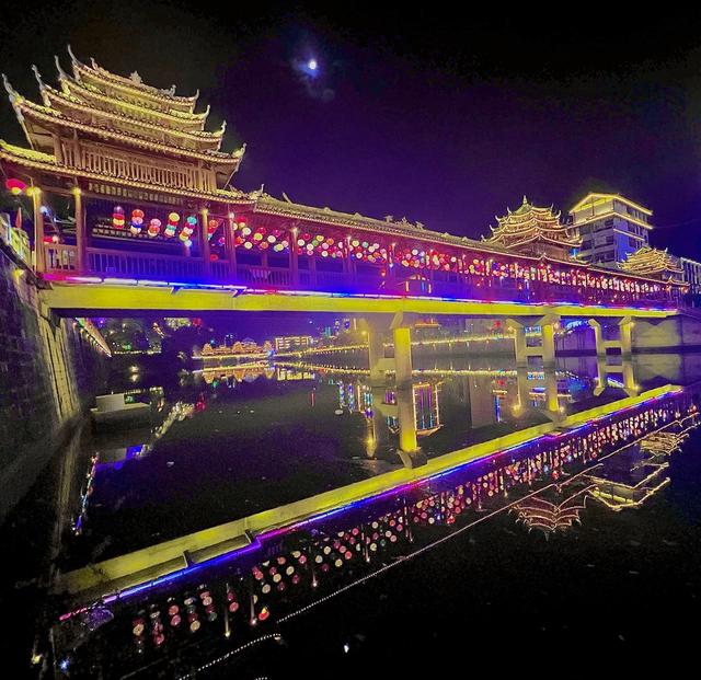 精心打造魅力“夜侗乡”
