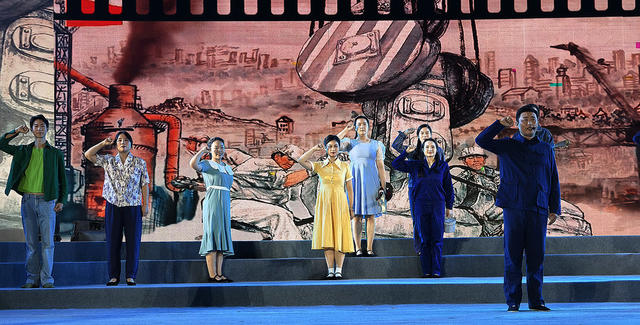 株洲水秀广场举办职工文艺晚会，献礼株洲工会成立70周年