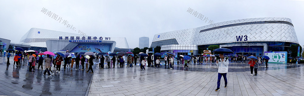 北斗峰会涌入上万名孩子们