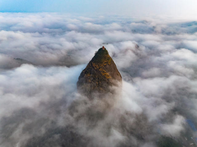 独岩 公园 奇峰 云海 生态