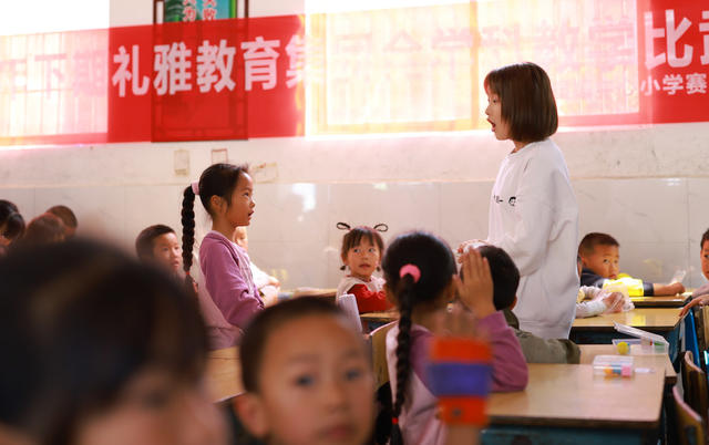 教育 城乡 通道 均衡