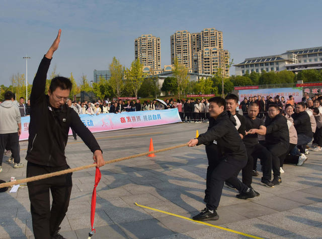 崇尚运动 健康向上
