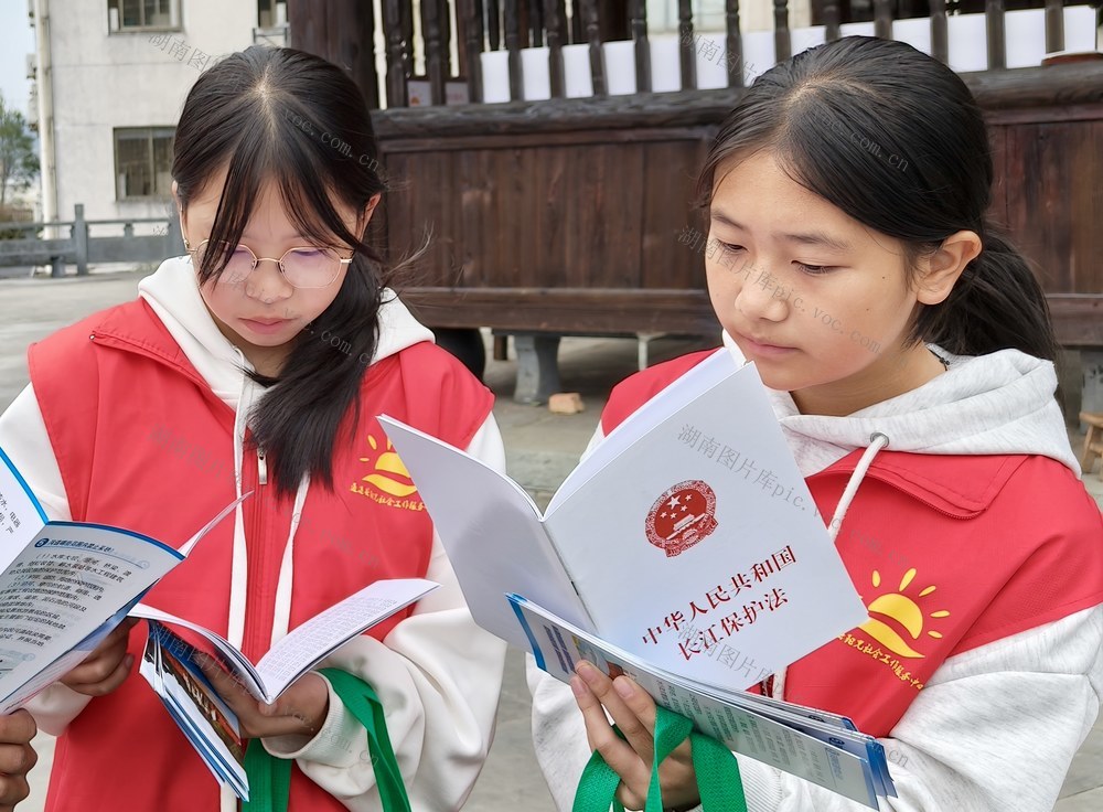 家乡河流小哨兵
