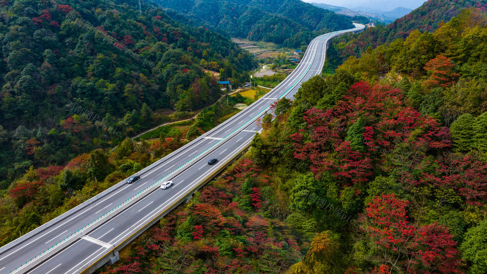 交通  高速公路  芷铜高速 
 风景
