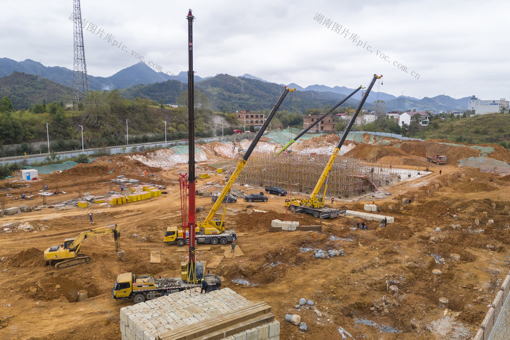 娄底 项目建设 先进材料 重点项目