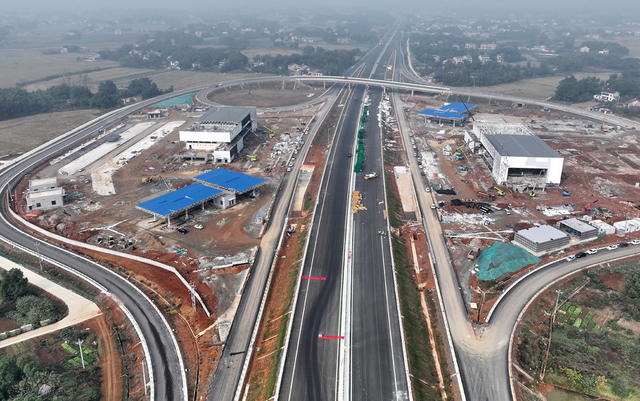 高速囗公路囗服务区口建设