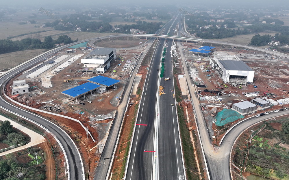 高速囗公路囗服务区口建设