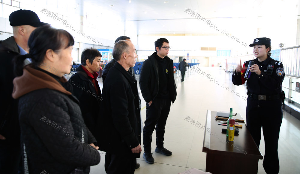 怀化铁警加强冬运安保工作