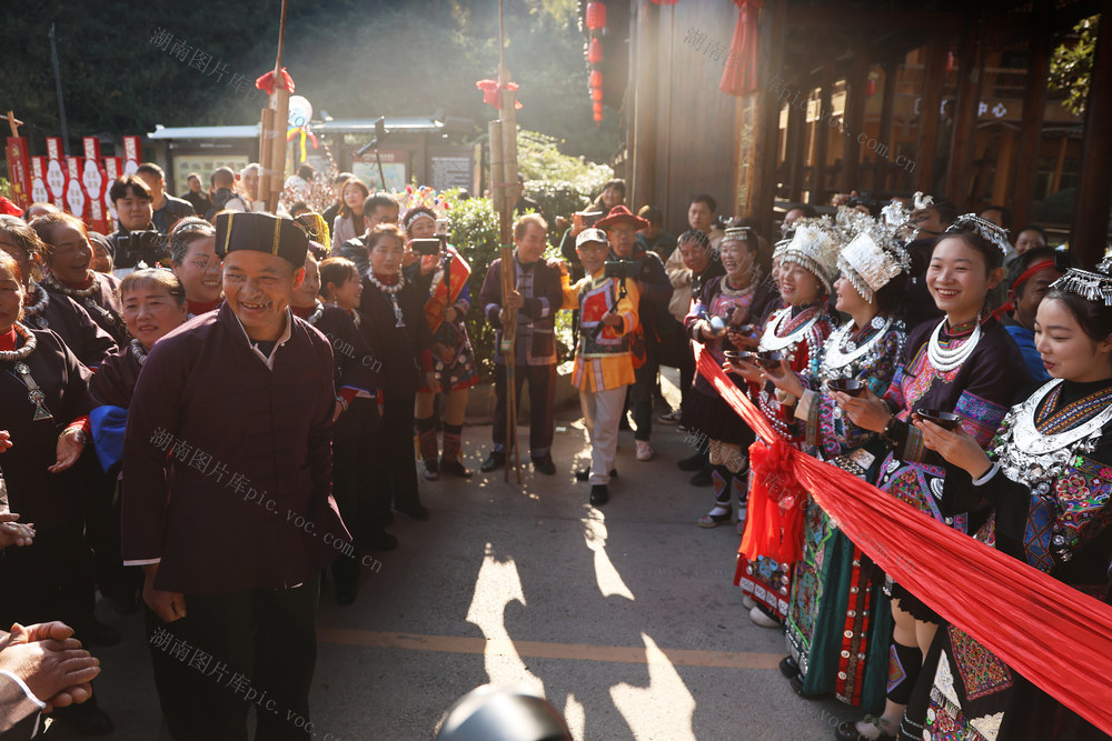 侗族 侗年 民俗 