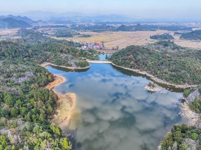 水天一色
水库
道县
