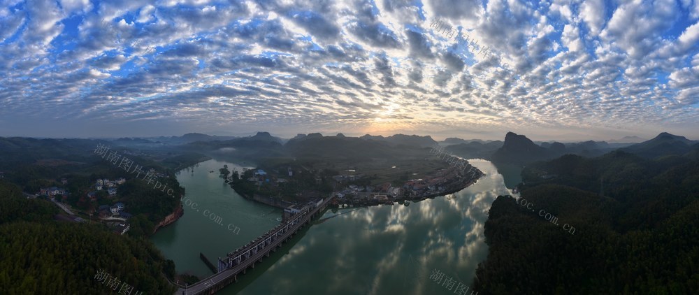 湖南  郴州  苏仙区  飞天山  景区  瓦窑坪  翠江  航拍  仙境 