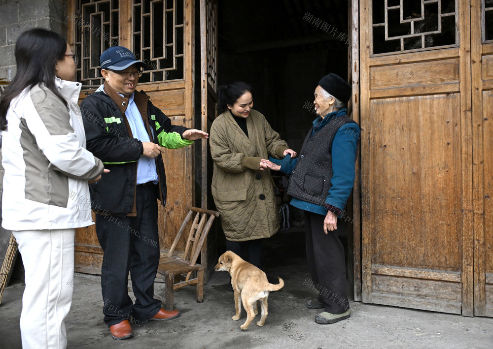 乡村振兴　结对帮扶　送温暖　