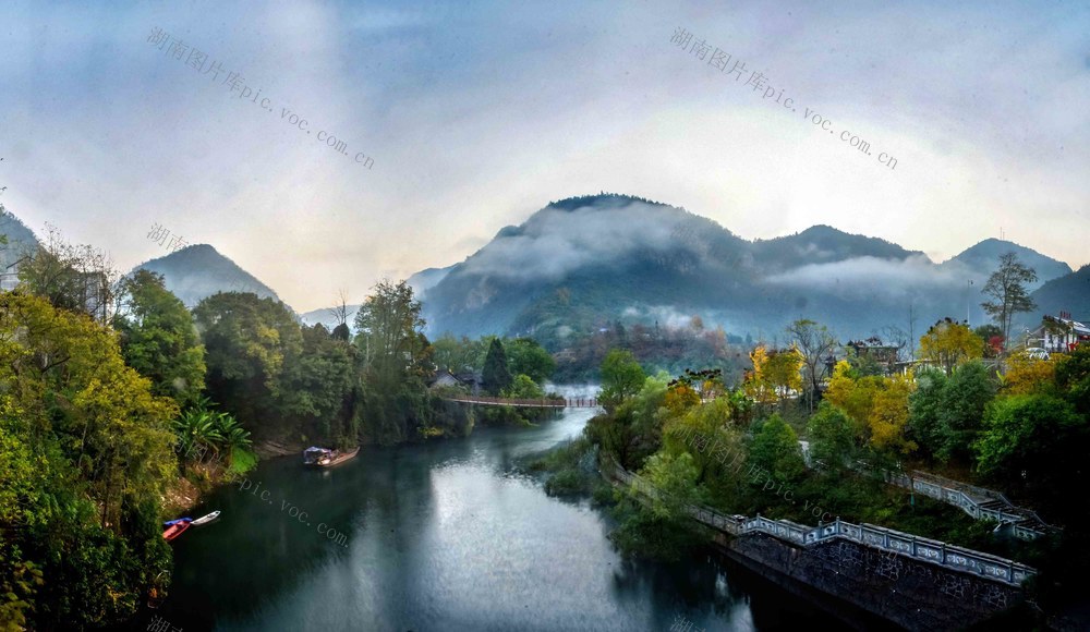 千年古寨  苦竹寨  世界最大规模马灯  红军桥