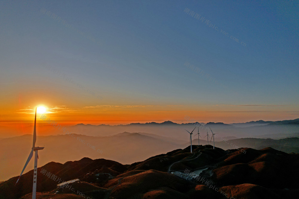 湖南桂东 万洋山 美  画 高山草地