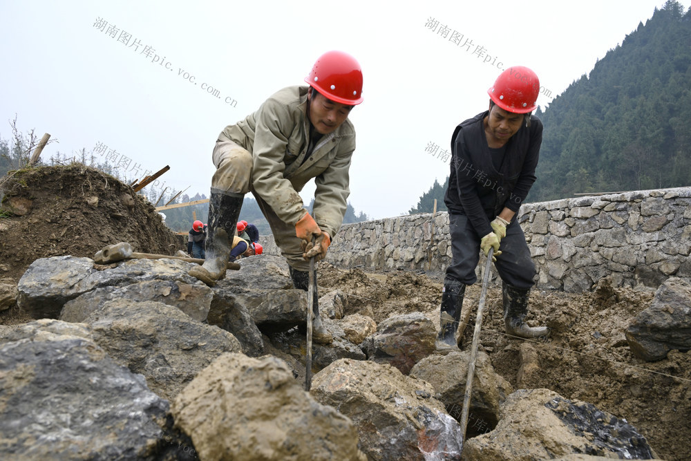 农田建设　水利　河道改造　乡村振兴