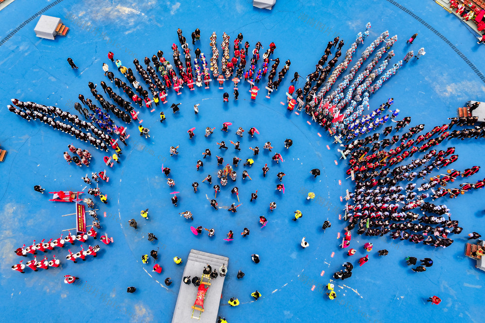 侗年节 节会 游客 经济 消费 市场 