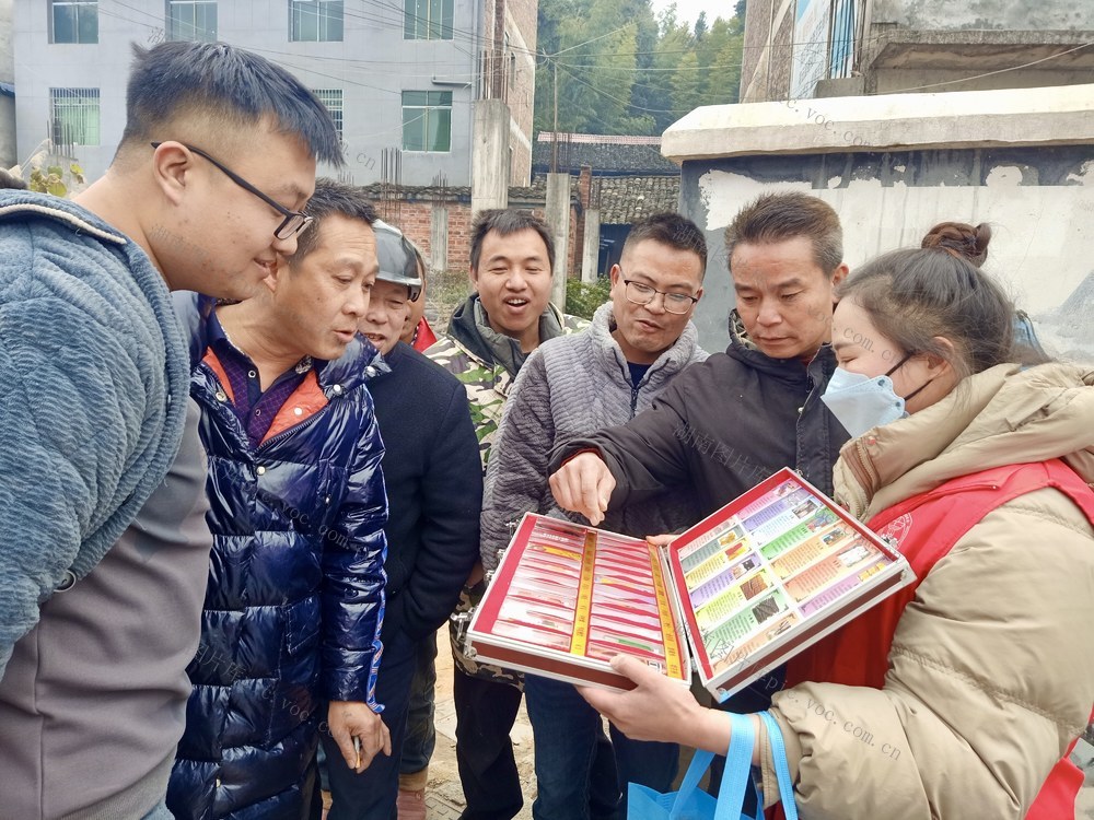 冬日添暧意  禁毒零距离
