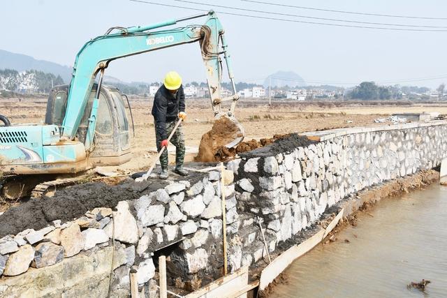   高标准农田建设忙
