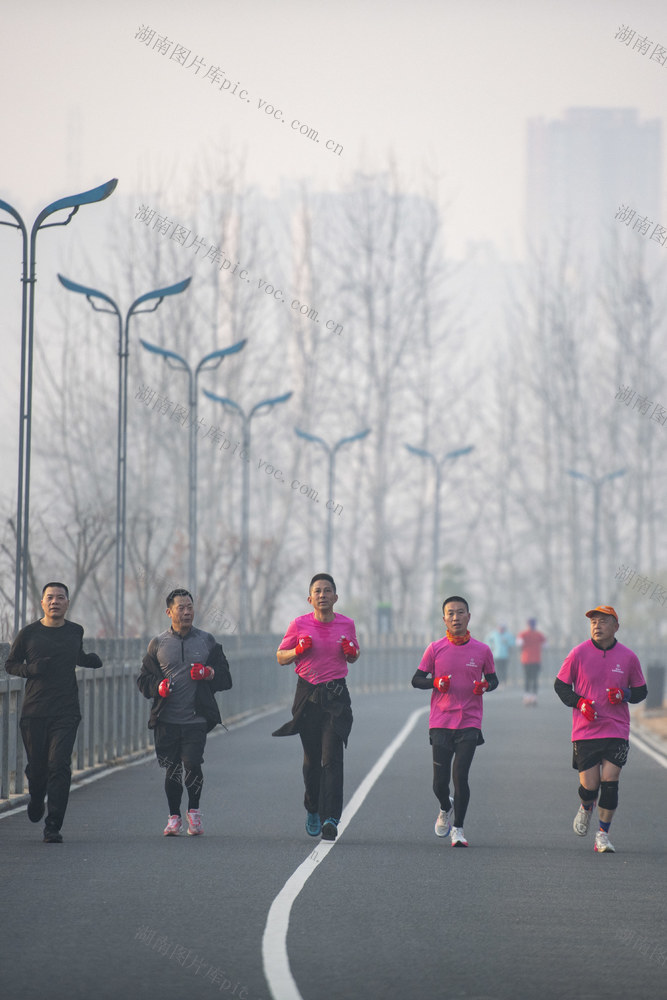 娄底 晨跑 迎新年