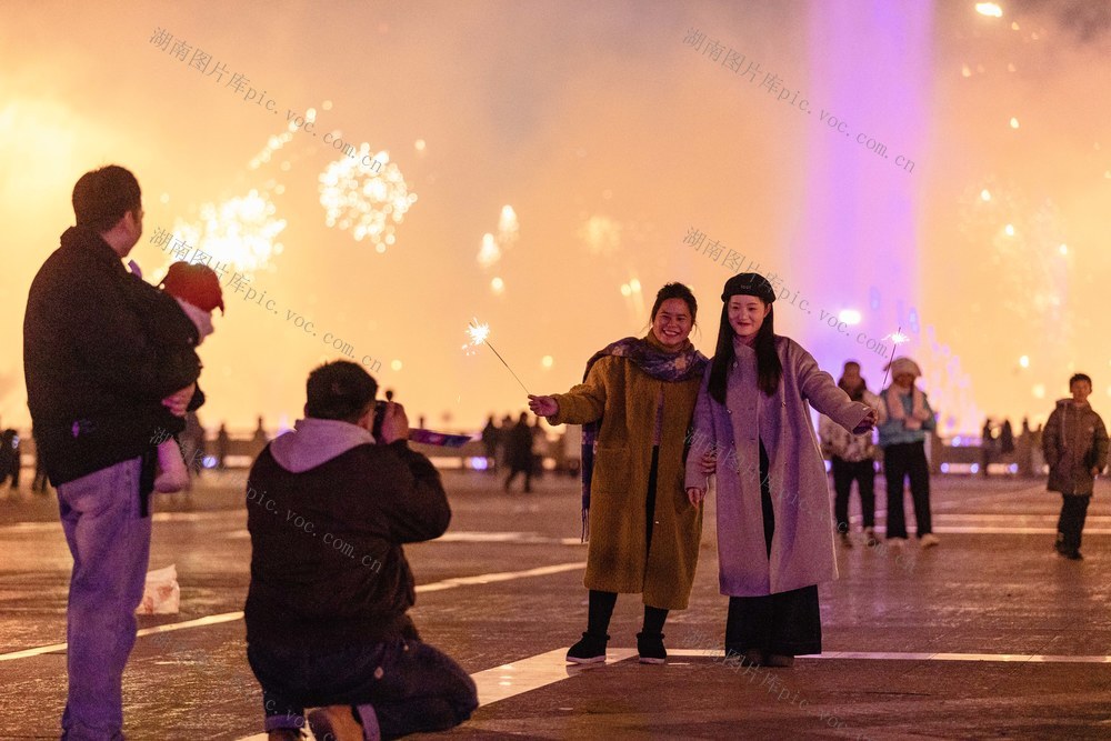 烟花 2025年 人民广场